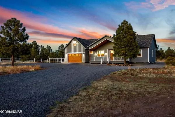 Lakeside, AZ 85929,9365 MOUNTAIN MEADOW Lane