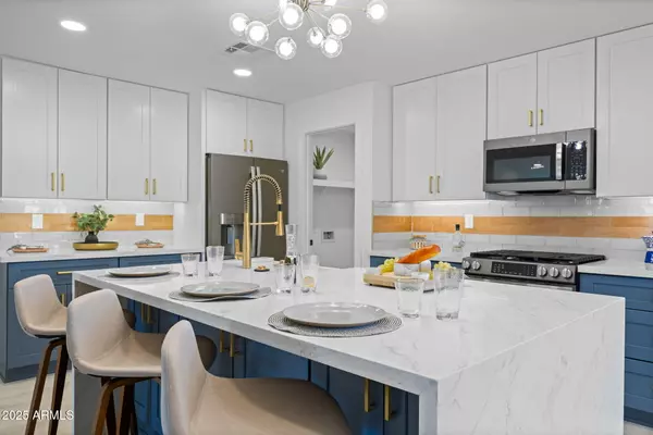 Phoenix, AZ 85015,1818 W HIGHLAND Avenue