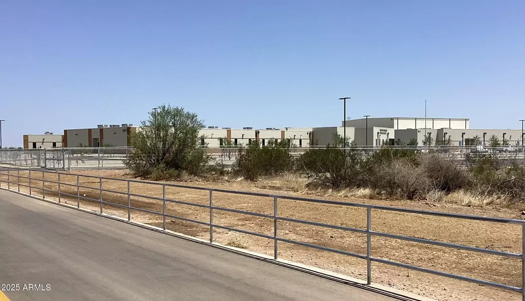 221 W Dove Wing Way #0, Wittmann, AZ 85361