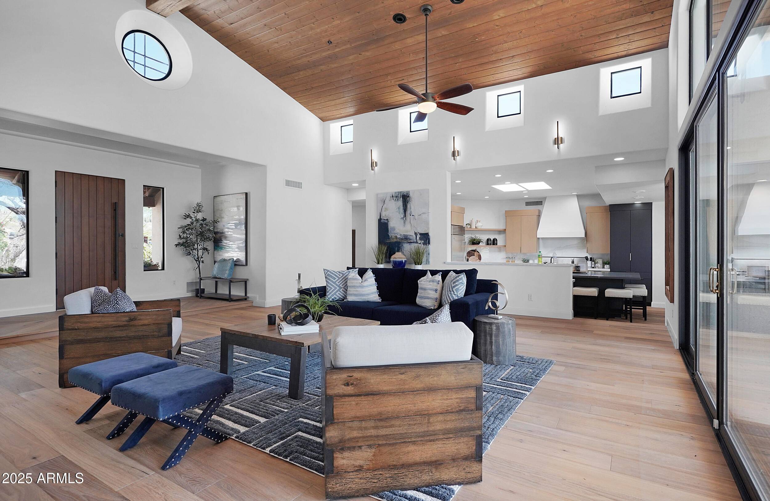 Scottsdale, AZ 85255,24724 N 119TH Place
