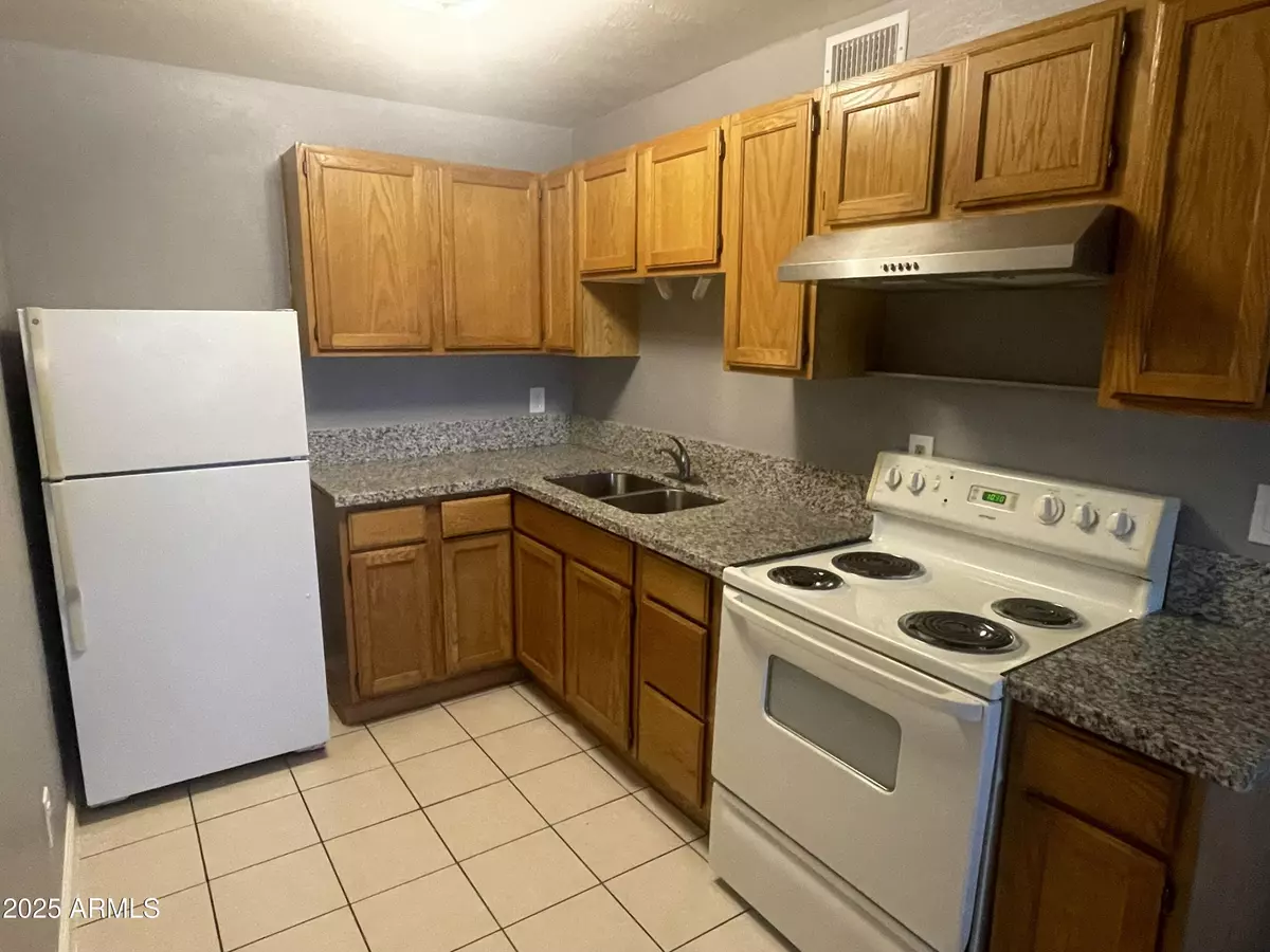 Phoenix, AZ 85020,602 E TOWNLEY Avenue #201,306