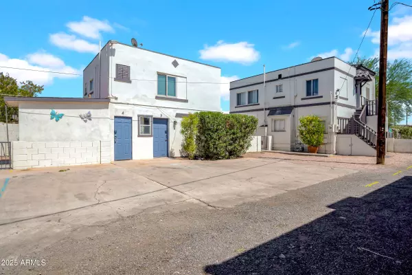 Phoenix, AZ 85006,712 E PIERCE Street