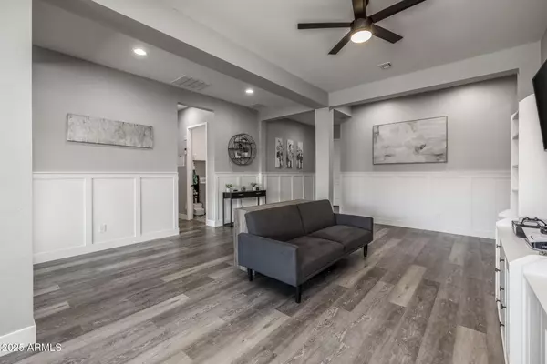 Mesa, AZ 85212,10709 E THORNTON Avenue