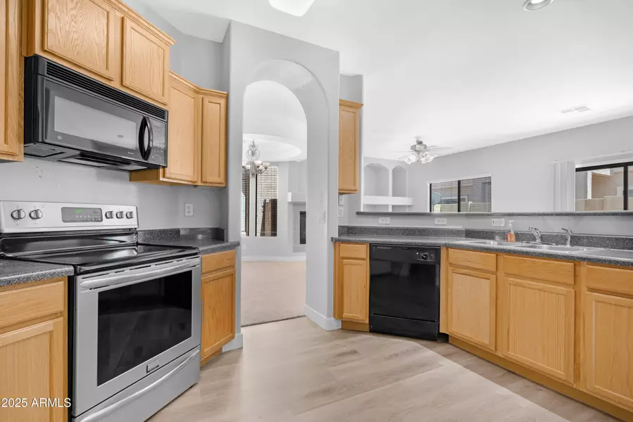 2565 S SIGNAL BUTTE Road #30, Mesa, AZ 85209