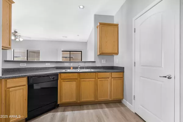 Mesa, AZ 85209,2565 S SIGNAL BUTTE Road #30