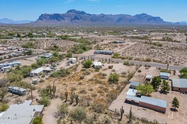 Apache Junction, AZ 85119,2306 S CORTEZ Road