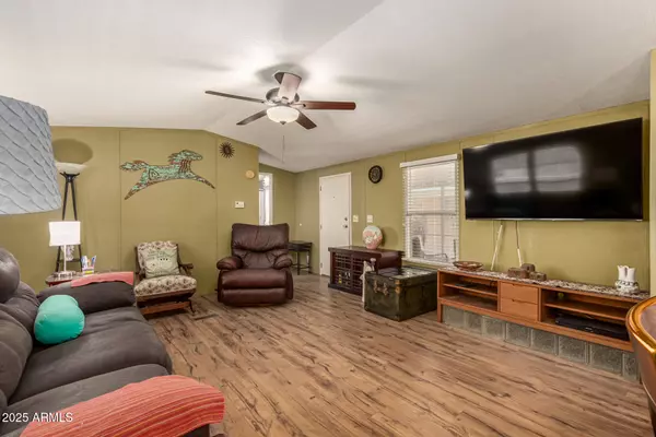 Phoenix, AZ 85027,2650 W UNION HILLS Drive #OFC