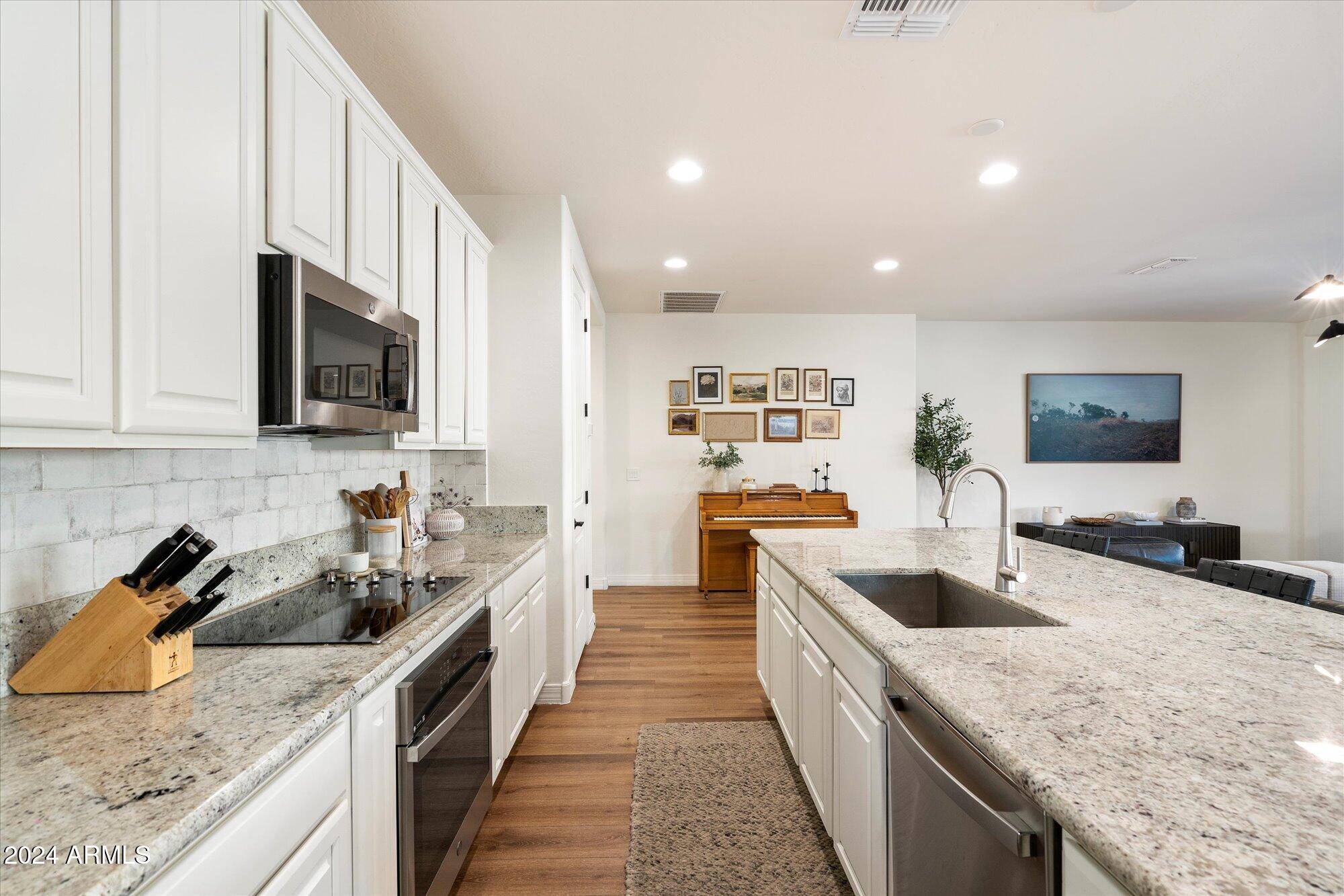 Peoria, AZ 85383,6954 W Maya Way