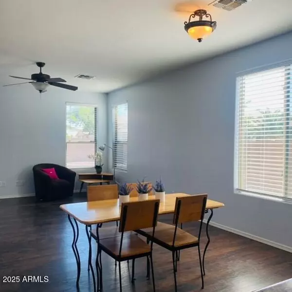 40331 N PARISI Place, San Tan Valley, AZ 85140