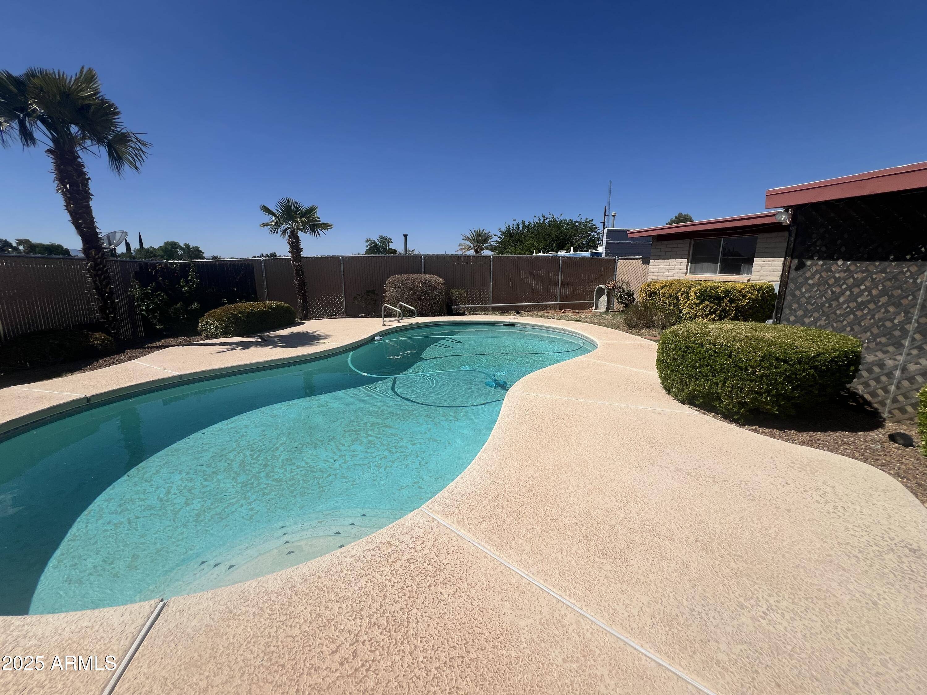 Sierra Vista, AZ 85635,432 GIULIO CESARE Avenue