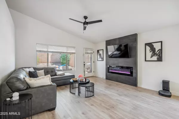 Phoenix, AZ 85050,4440 E TETHER Trail