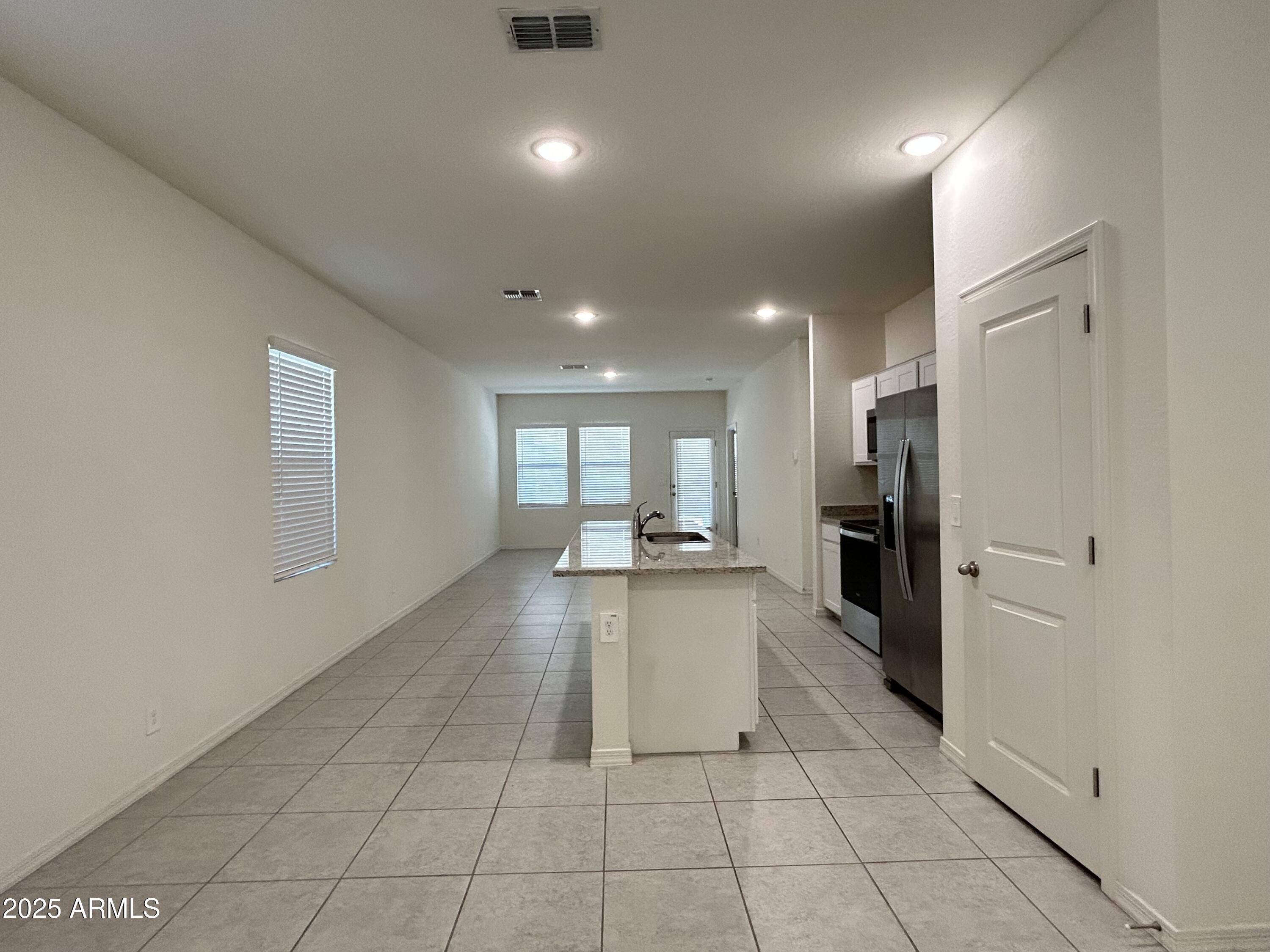 Tolleson, AZ 85353,9542 W RAYMOND