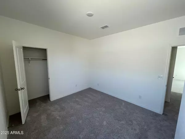 San Tan Valley, AZ 85140,1907 E BUCKING BRONCO Drive