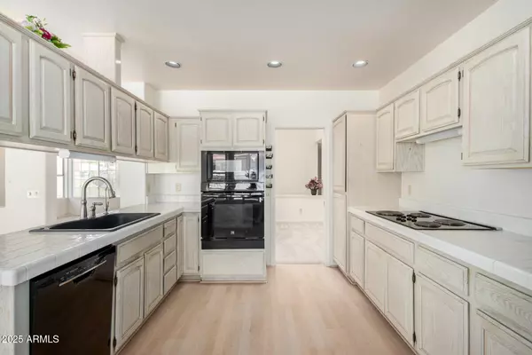 Sun Lakes, AZ 85248,25843 S EASTLAKE Drive