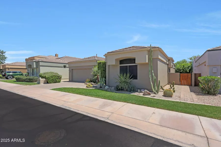 8541 E KRAIL Street, Scottsdale, AZ 85250
