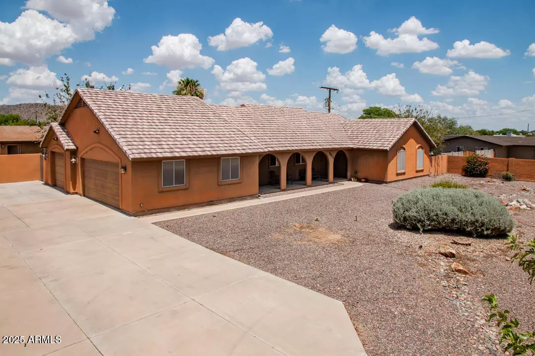 Peoria, AZ 85383,8812 W PINNACLE PEAK Road