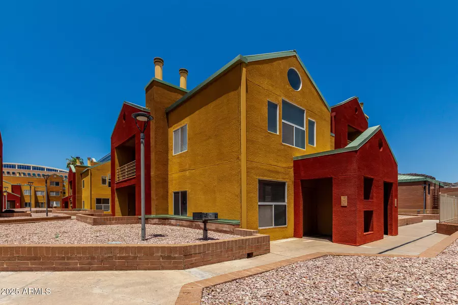 154 W 5TH Street #210, Tempe, AZ 85281
