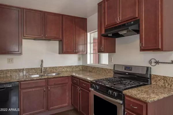 Phoenix, AZ 85018,4456 E CAMPBELL Avenue