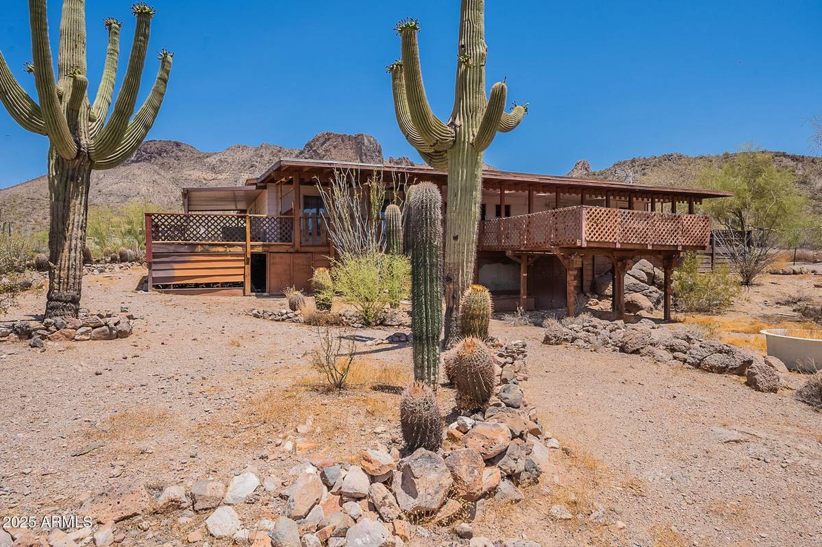 Apache Junction, AZ 85120,1134 W SADDLE BUTTE Street