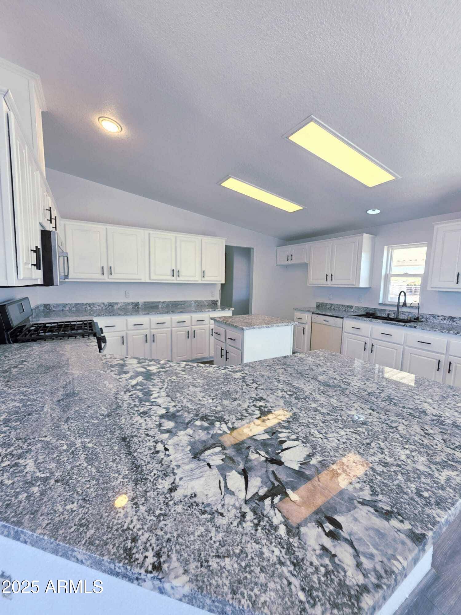 Hereford, AZ 85615,5720 S WHITE OAK Lane
