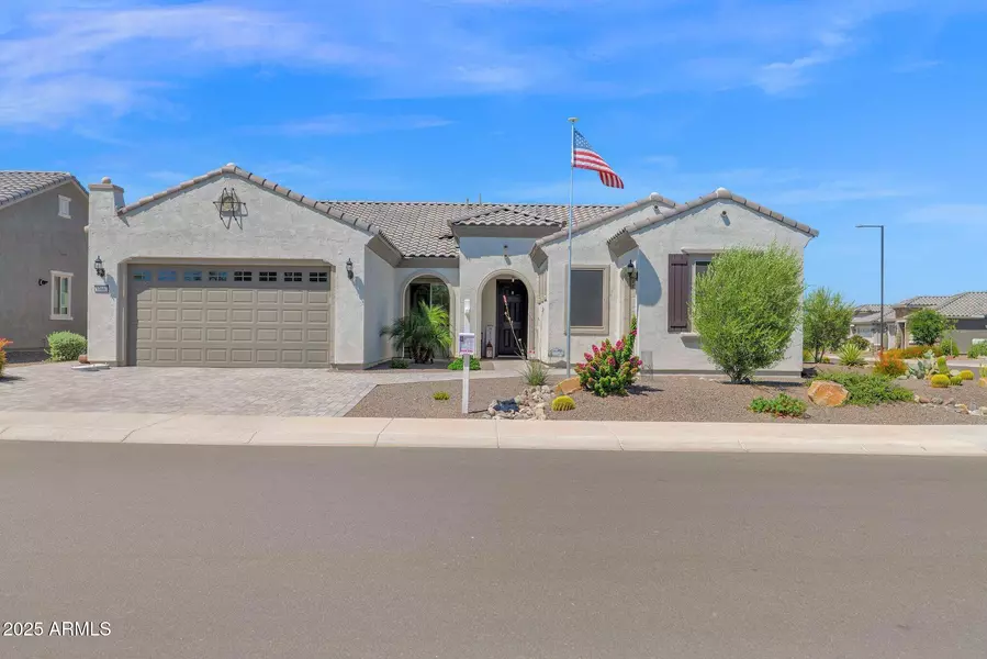 27667 W MOHAWK Lane, Buckeye, AZ 85396