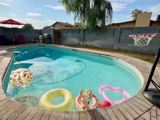 Phoenix, AZ 85053,3842 W MAUNA LOA Lane