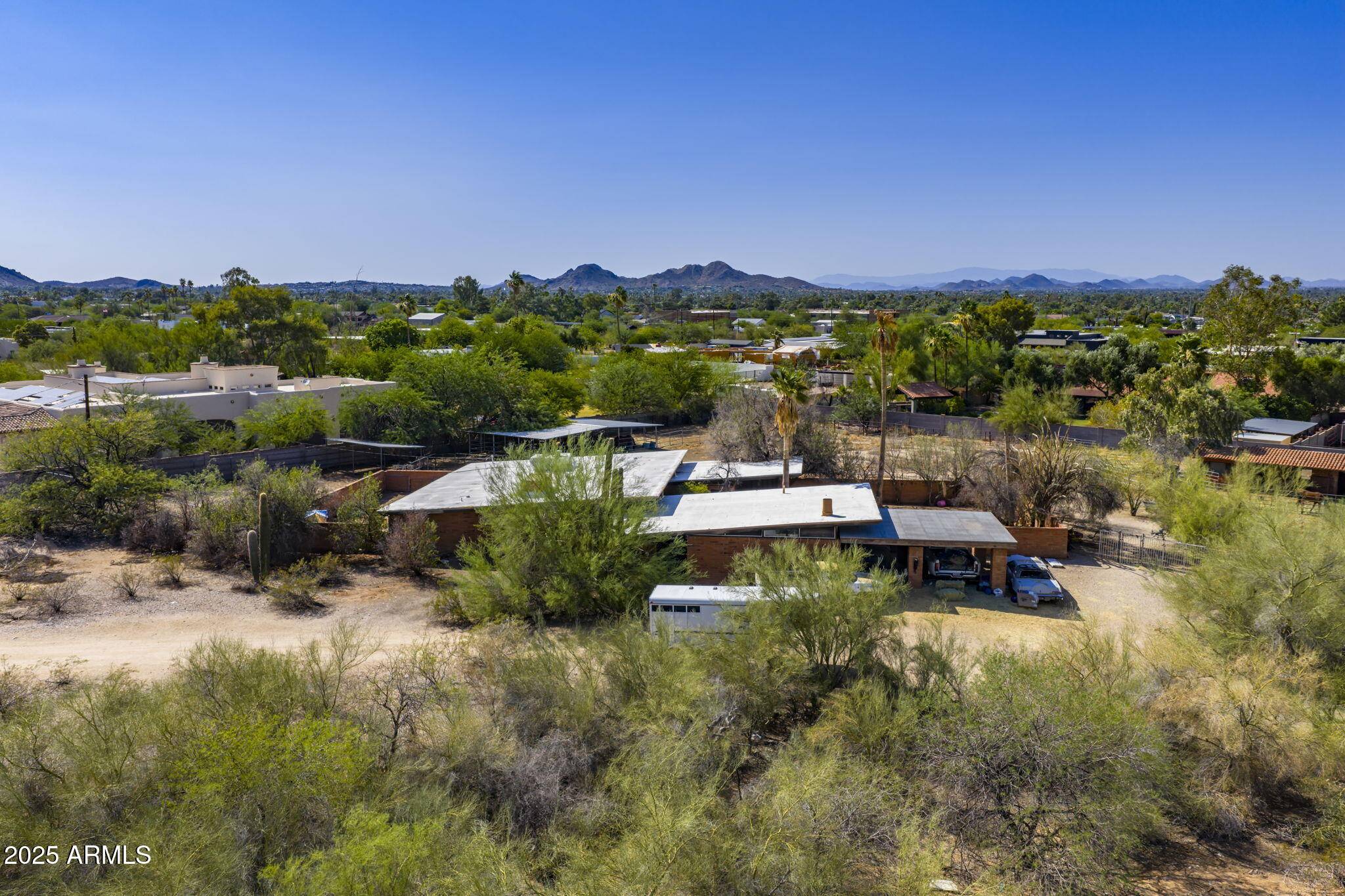 4040 E VIA ESTRELLA --, Phoenix, AZ 85028