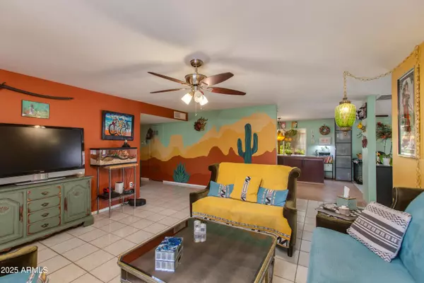 Phoenix, AZ 85029,1326 W JOAN DE ARC Avenue
