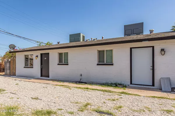 Phoenix, AZ 85009,3128 W PIMA Street #2