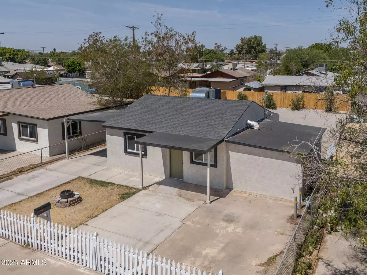 Mesa, AZ 85210,826 S DREW Street
