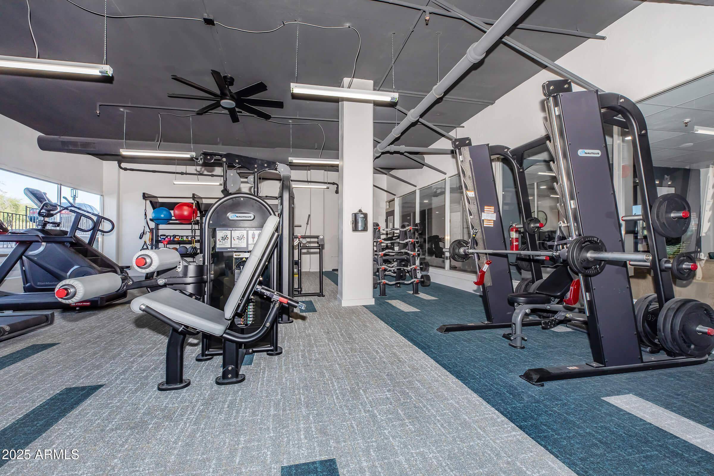 Tucson, AZ 85701,425 W Redondo Paseo -- #6I