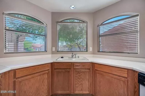 Phoenix, AZ 85050,4724 E SWILLING Road