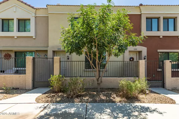 125 N SUNVALLEY Boulevard #119, Mesa, AZ 85207