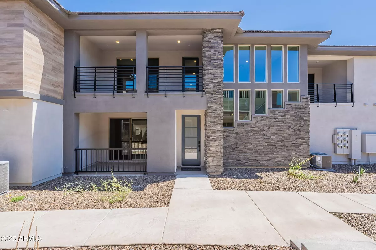 Phoenix, AZ 85085,2121 W Sonoran Desert Drive #45