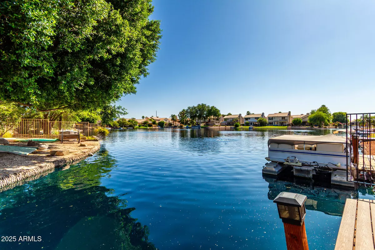 Chandler, AZ 85225,1379 E BUTLER Circle