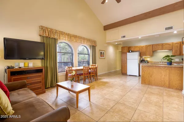 Pinetop, AZ 85935,5829 Buck Springs Road