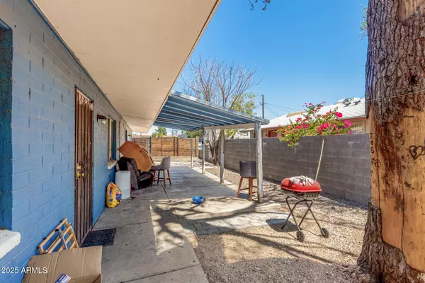 Phoenix, AZ 85008,1014 N 28TH Street