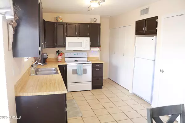 Glendale, AZ 85308,4767 W WAHALLA Lane