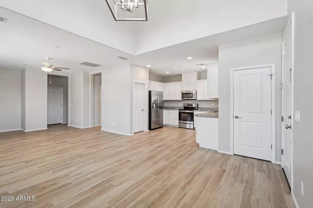 Goodyear, AZ 85395,14870 W ENCANTO Boulevard #1091