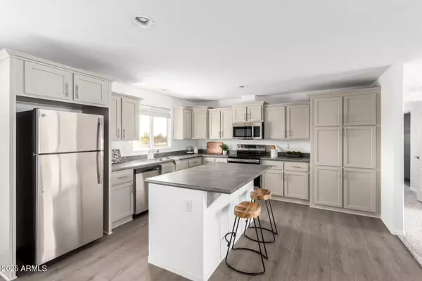 San Tan Valley, AZ 85143,10284 E Shallow Canyon Road