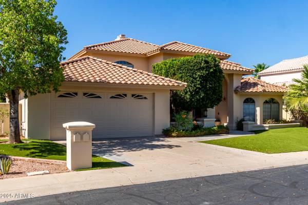 Gilbert, AZ 85234,1834 E WILLOW TREE Court