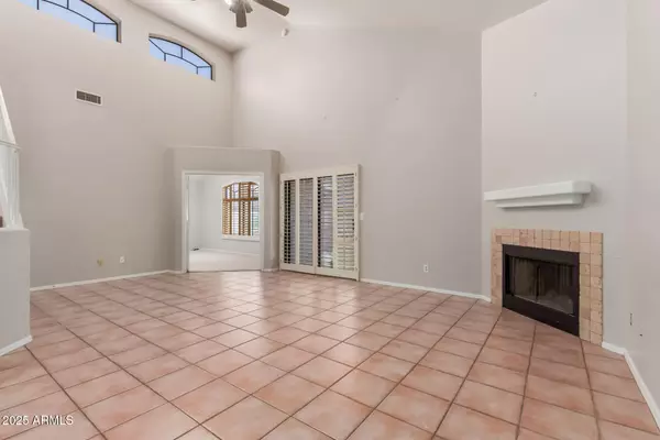 Tempe, AZ 85284,7621 S BONARDEN Lane