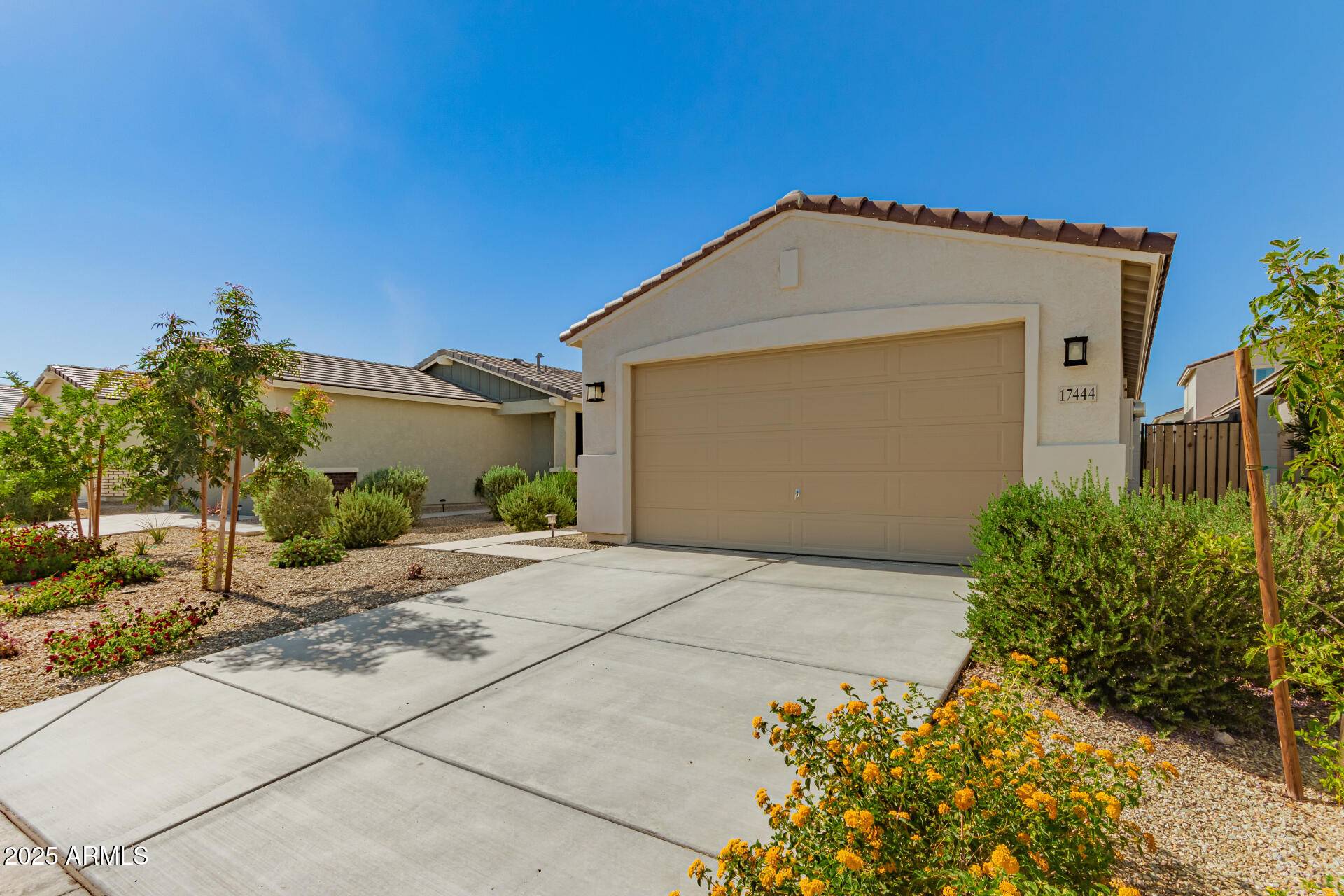Surprise, AZ 85387,17444 W VIA DE LUNA Drive