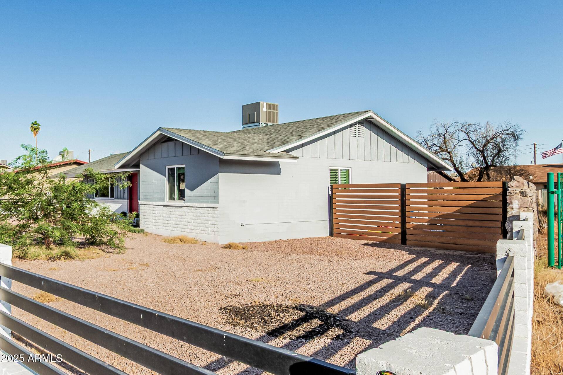 Mesa, AZ 85210,325 E HARMONY Avenue