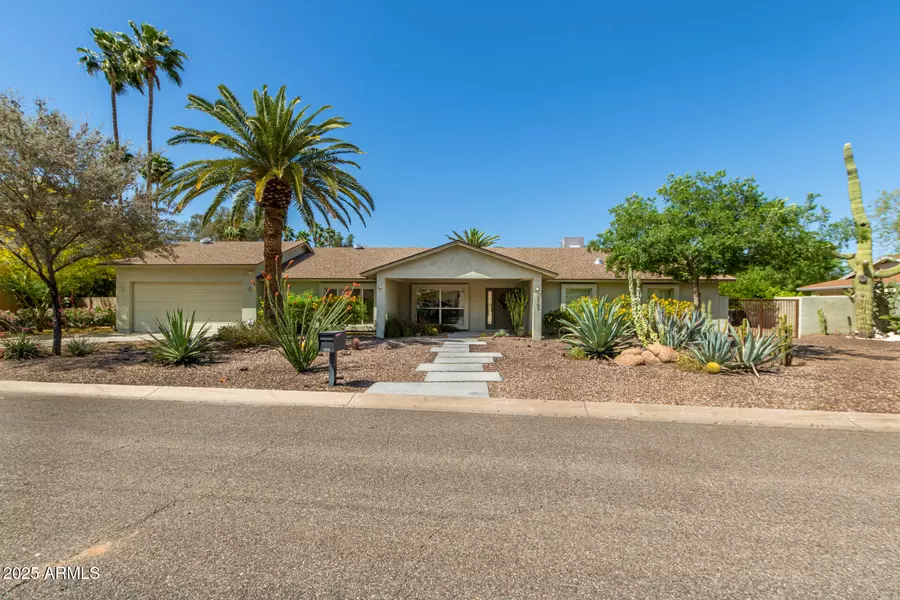 6102 E ASTER Drive, Scottsdale, AZ 85254
