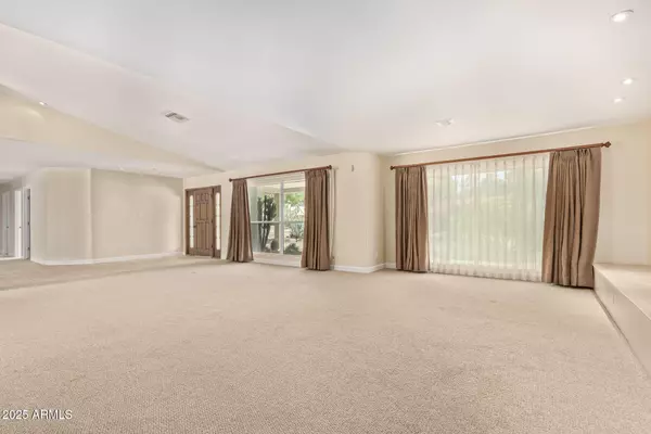 Scottsdale, AZ 85254,6102 E ASTER Drive