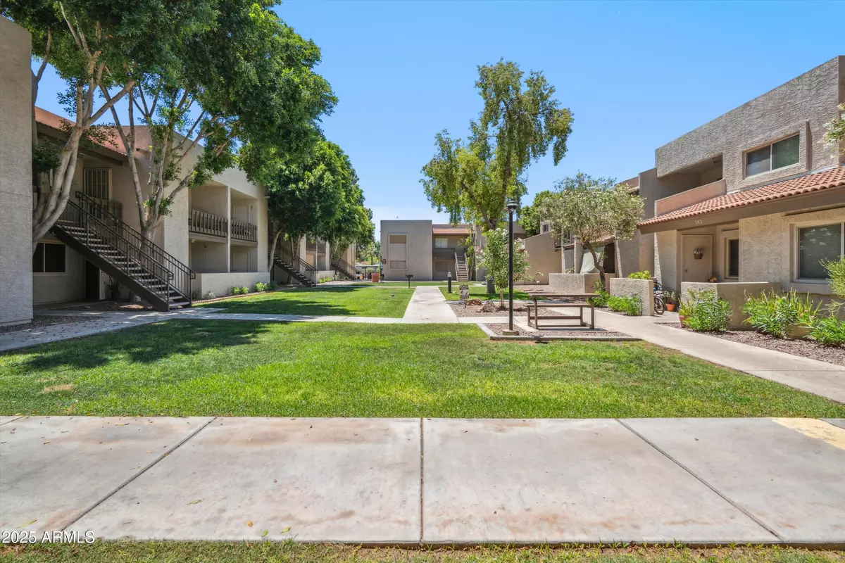 Mesa, AZ 85203,520 N STAPLEY Drive #134