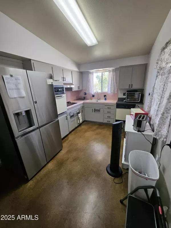 Sun City, AZ 85351,10307 W OAKMONT Drive