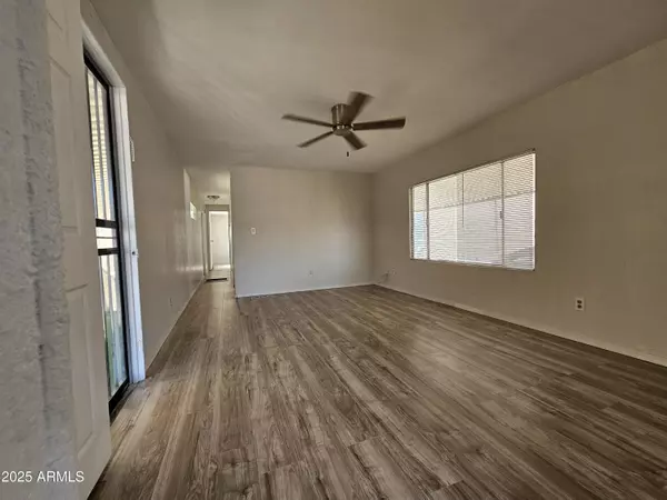 Chandler, AZ 85225,501 E RAY Road #172