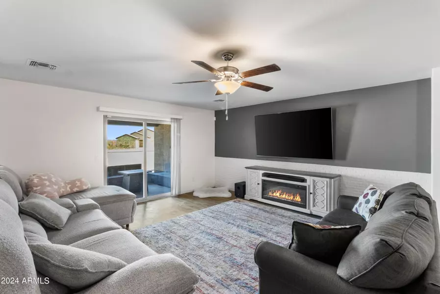 530 W PINTAIL Drive, Casa Grande, AZ 85122